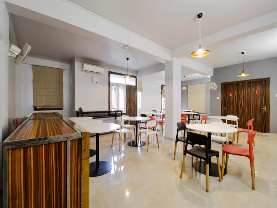 Super Townhouse Vidya Vihar Hotel in India