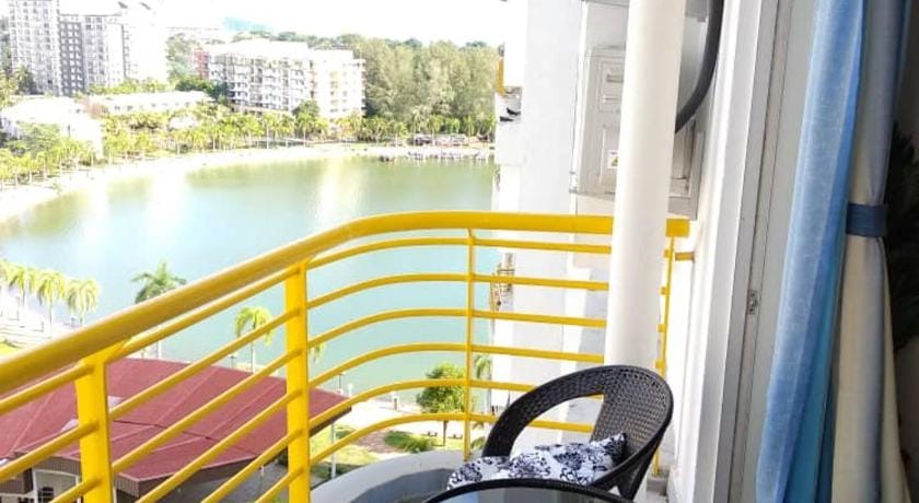 The Whale @ Bayview - Pool open Apartment in Port Dickson