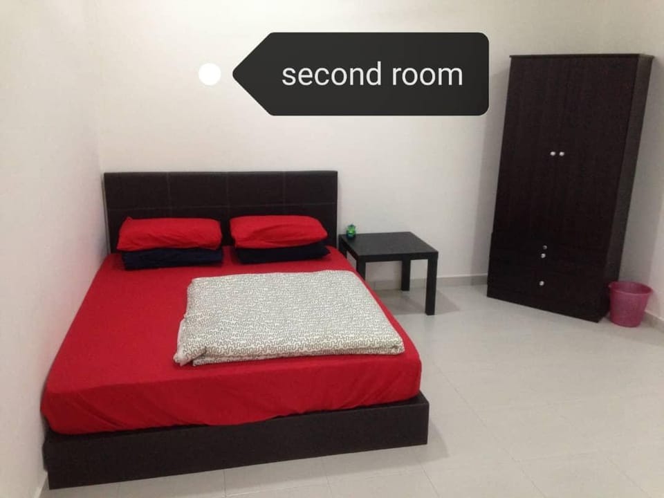 Almai Homestay batu 4 Vacation rental in Port Dickson