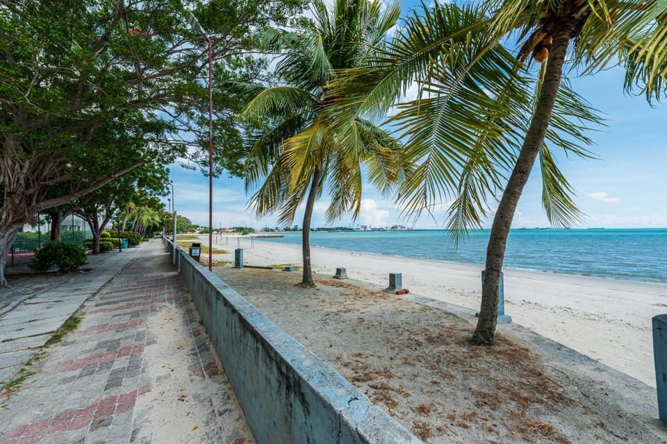 1-6Pax Port Dickson 2BR Glory Beach Resort Seaview Apartment in Port Dickson