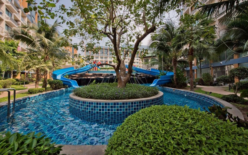 QUIET PALCE 1 Bedroom in Laguna Beach Resort 2. Apartment in Pattaya City