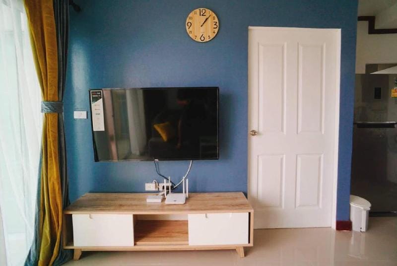 58sqm Elegant New Suite with Great PattayaBay View Apartment in Pattaya City