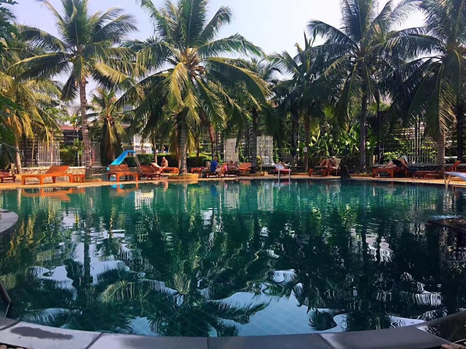Brand new 23-story one-bedroom Apartment in Pattaya City