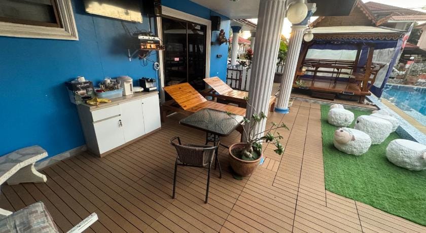 WaruneeVilla Hotel in Pattaya City