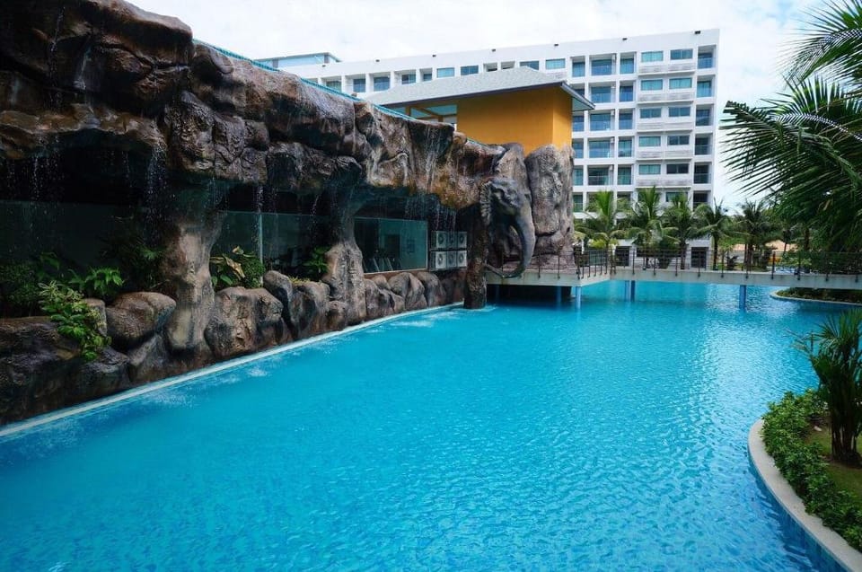 SPECTACULAR VIEW 1 Bed in Laguna Beach Maldives Apartment in Pattaya City