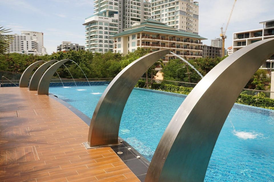 DECORATED Apartment in Peak Towers ( SEA VIEW ) Apartment in Pattaya City