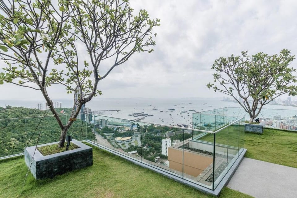 Touching The Sky 37F Seaview Condo South Pattaya Apartment in Pattaya City