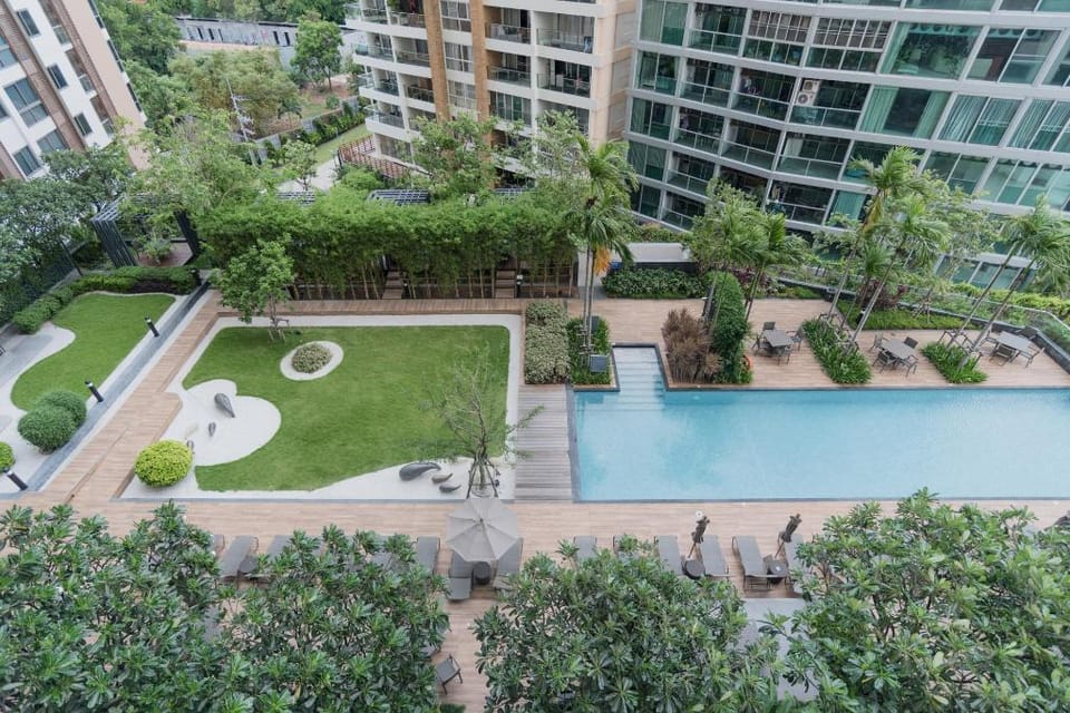 Great Pool 15F South Pattaya 10 min Walking St Apartment in Pattaya City