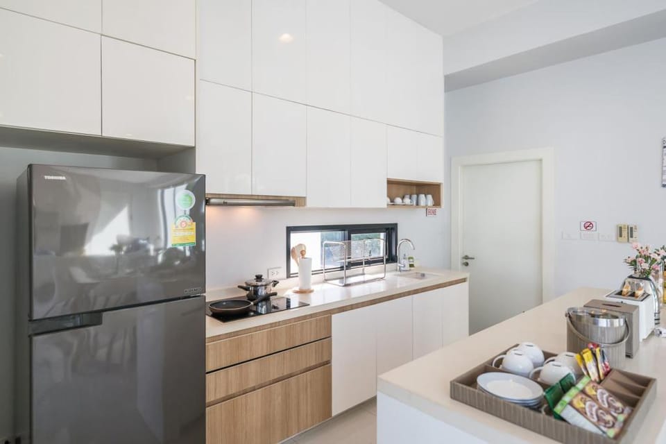 Luxury 3BR Private Pool Villa – Beach Access Villa in Pattaya City