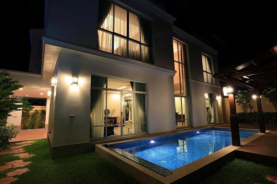 Nagasiri Pool Villa C (4 Bedroom) Villa in Pattaya City