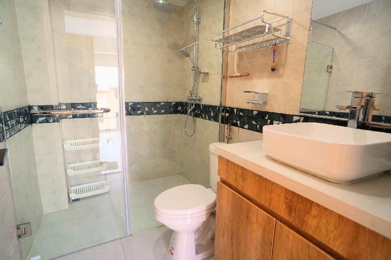 4 Bedrooms Luxury Pool Villa Villa in Pattaya City