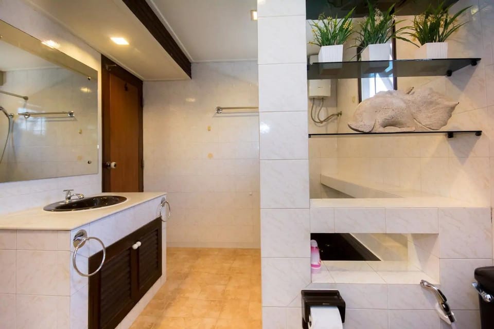Aliz Pool Villa /3 bedroom/Pattaya Villa in Pattaya City