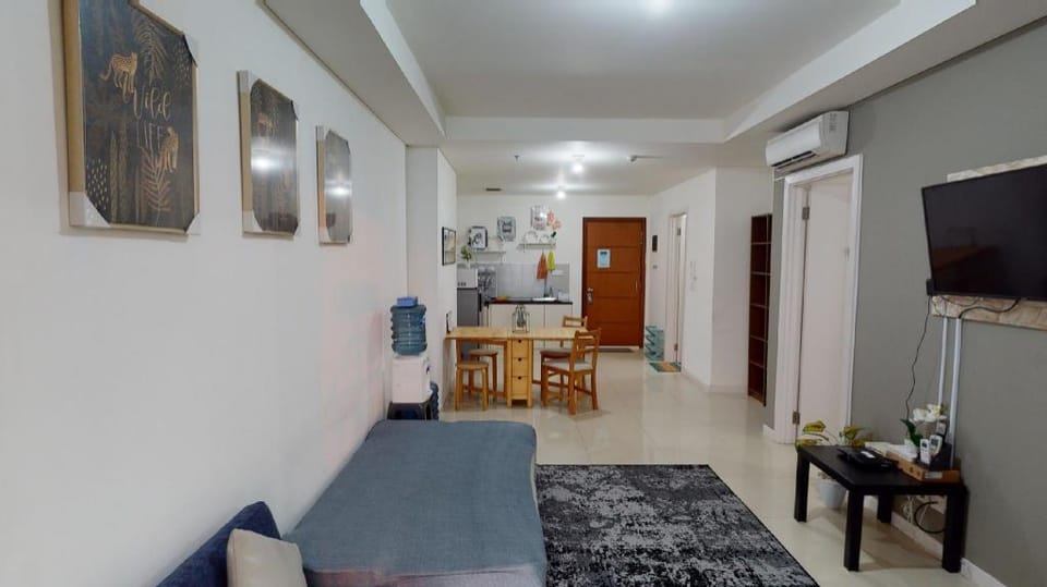 5 Beds 2 Bedroom Floor 20, Sea View, Fast Internet Apartment in Jakarta