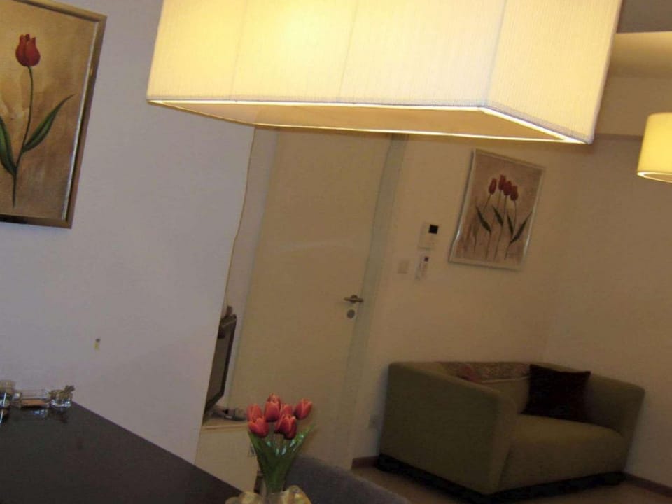 Full furnished with balcony, 3rd floor, pool view Apartment in South Jakarta City