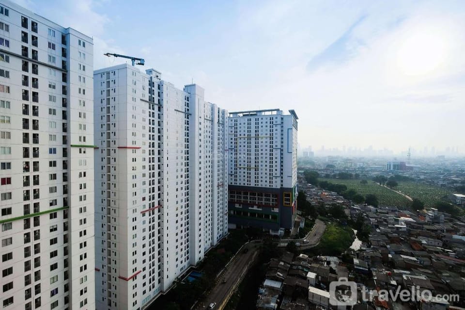 Elegant Studio Bassura Apartment By Travelio Apartment in Jakarta
