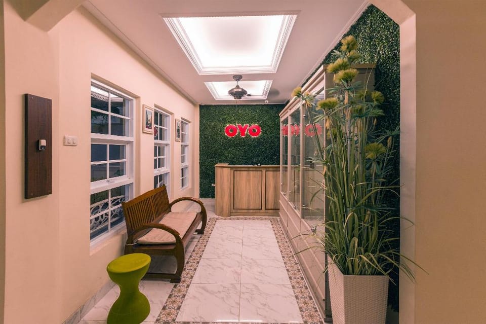 Capital O 371 Kwitang Guest House Hotel in Jakarta