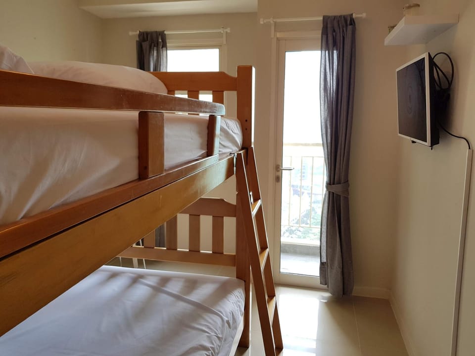 LUXURY STUDIO CONDO @CENTRAL PARK! BEST LOCATION! Apartment in Jakarta