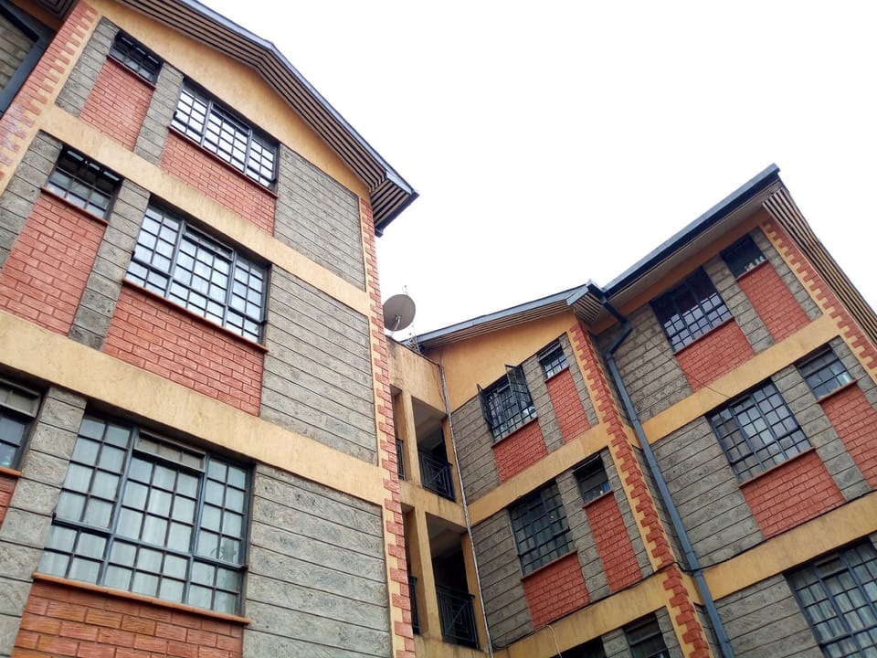 Super Cozy Studio - close to Mall, Airport & CBD Apartment in Nairobi