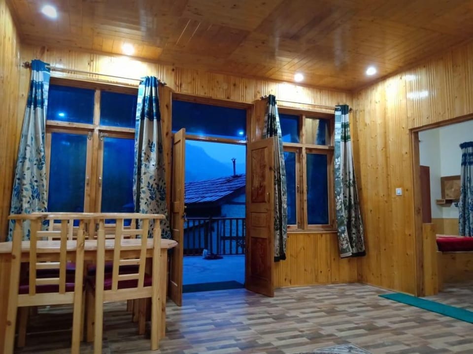 Barpa Cottage Manali Apartment in Himachal Pradesh