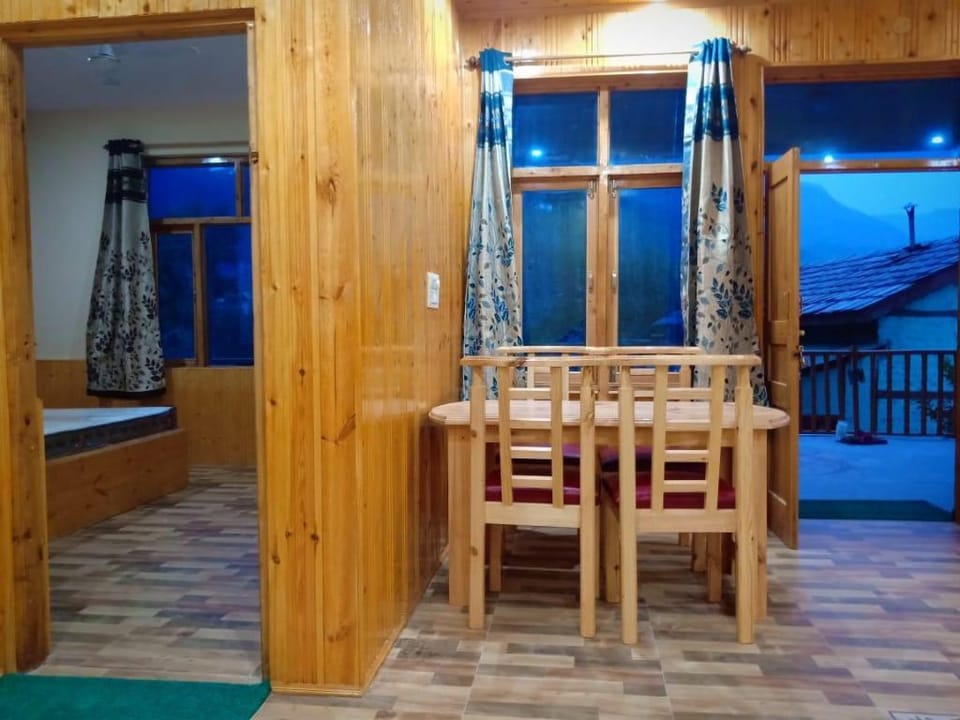 Barpa Cottage Manali Apartment in Himachal Pradesh