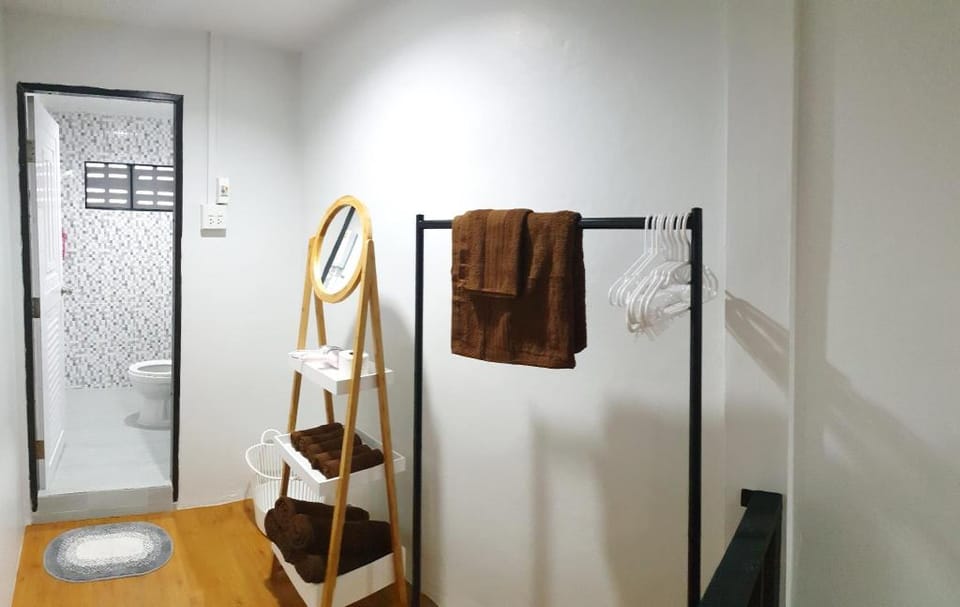 HDY'16 Home, 1 min walk to Greenway & 7-11 Vacation rental in Thailand