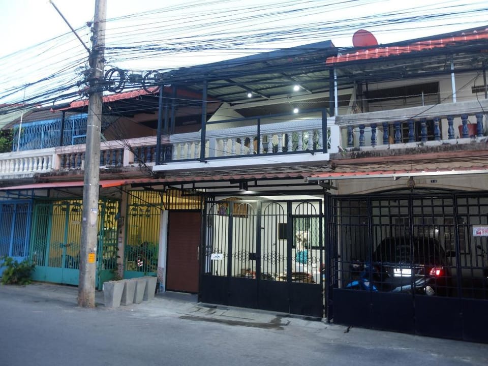 HDY'16 Home, 1 min walk to Greenway & 7-11 Vacation rental in Thailand