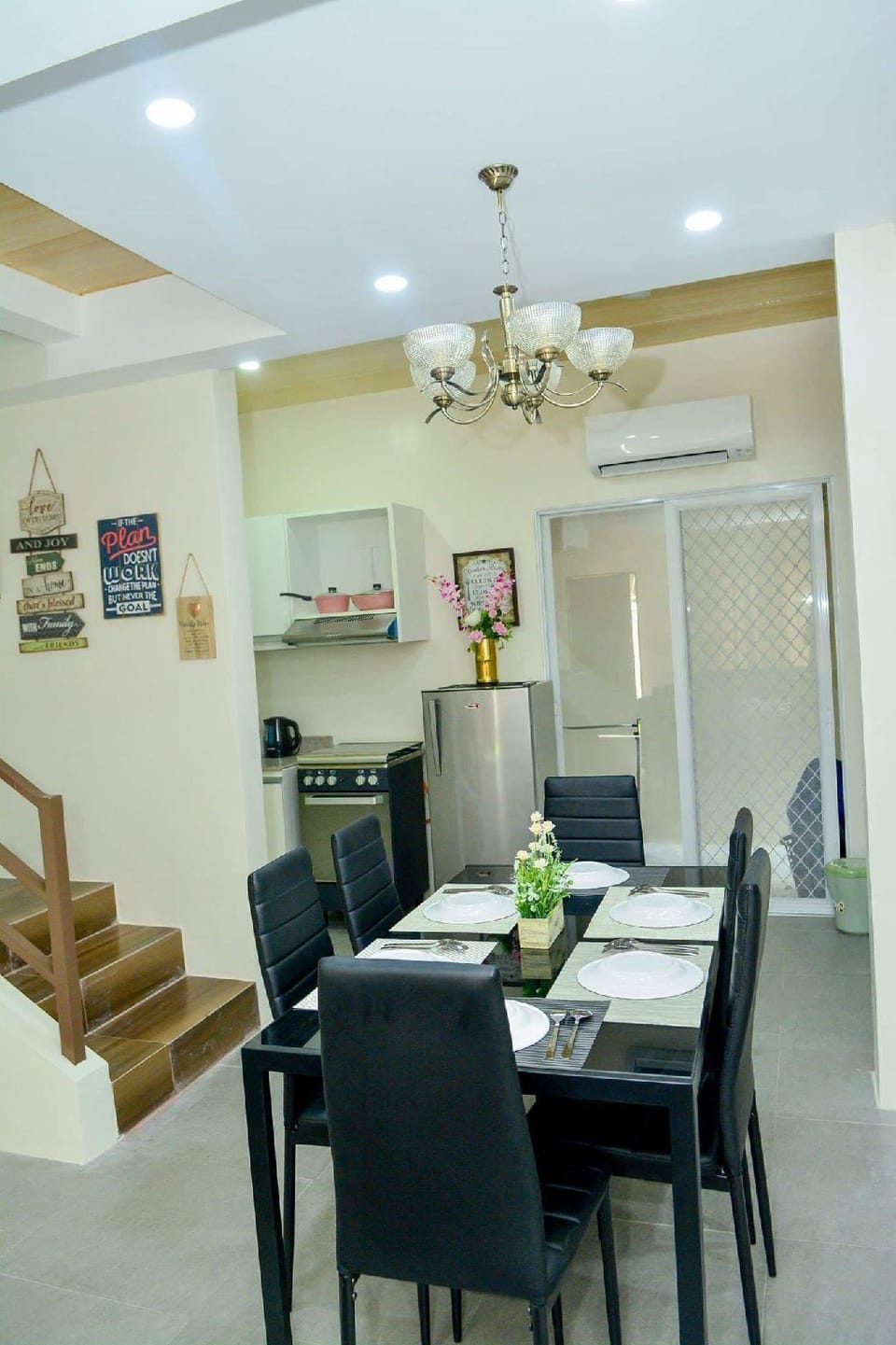 Mailz Haven Door C- Modern 3BR Apartment Near SM Apartment in Davao City