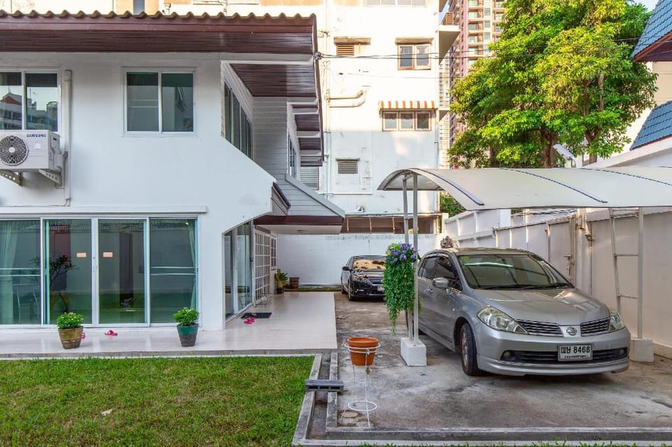 ฺBreezy Haus Bangkok Vacation rental in Bangkok