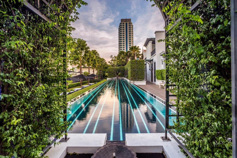 Luxury Pool Villa - in Riverside Hotel - Dusit Apartment in Bangkok