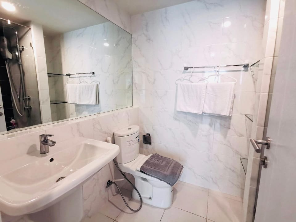 17 comfortable 1bdr♥  on nut-BTS♥ massage nearby Apartment in Bangkok