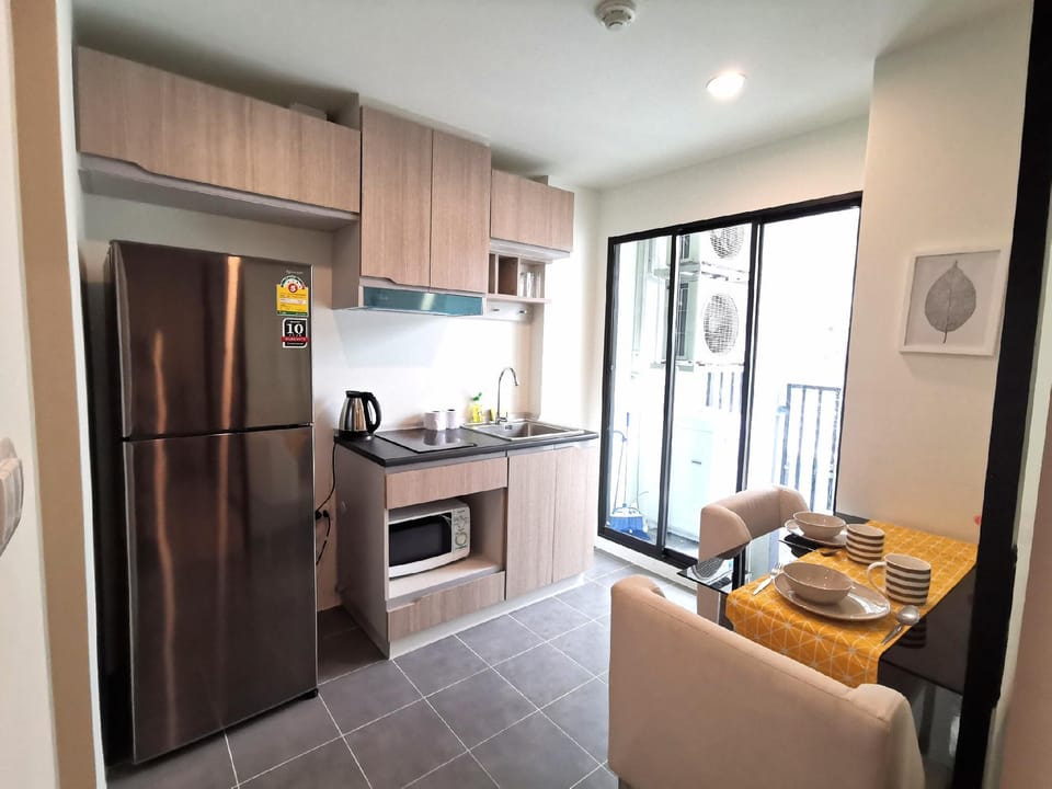 44 ON NUT BTS丨HONEYMOON丨GYM&POOL丨WIFI Apartment in Bangkok