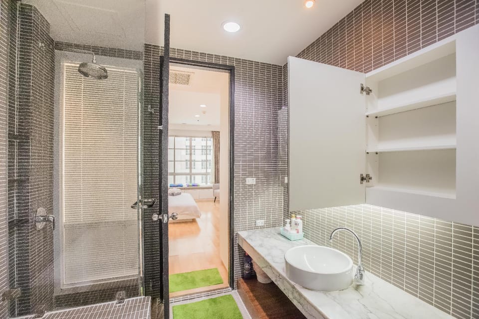 Terminal 21 BTS/MRT Asoke Good 4 Family 2BR/2Bath Apartment in Bangkok