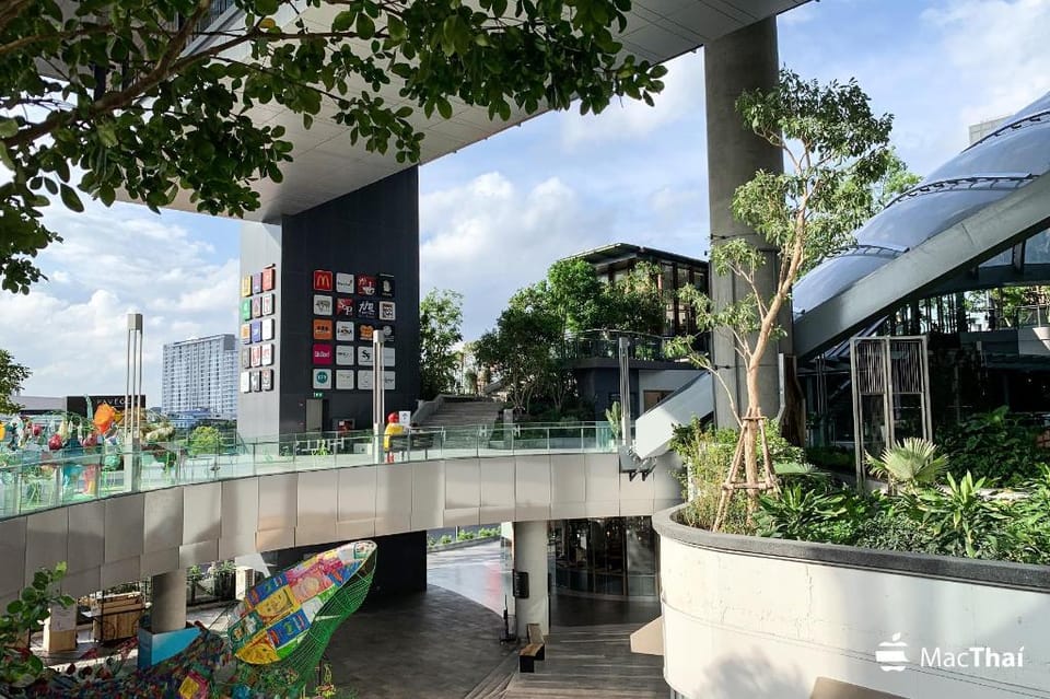 U4 Large 2 bed rooms full kitchen 200m to BTS Apartment in Bangkok