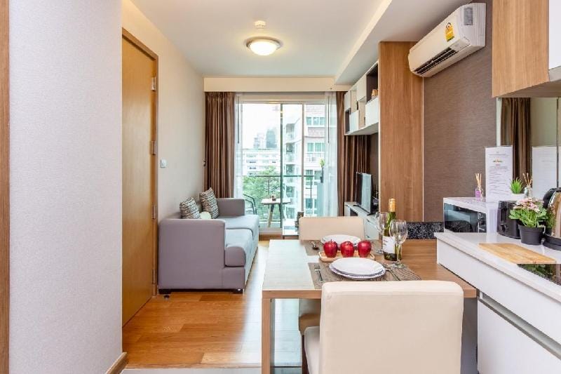 Nightlife Sukumvit13, Center of BKK,T21,Pool,NIST Apartment in Bangkok
