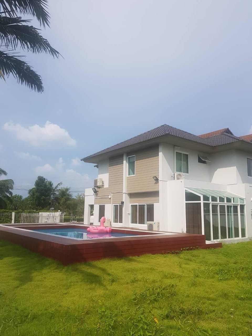 Pool Villa Suvarnabhumi Villa in Bangkok