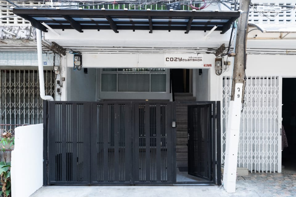Cozy Studio 1 in Sathorn (BTS Saint Louis) Apartment in Bangkok