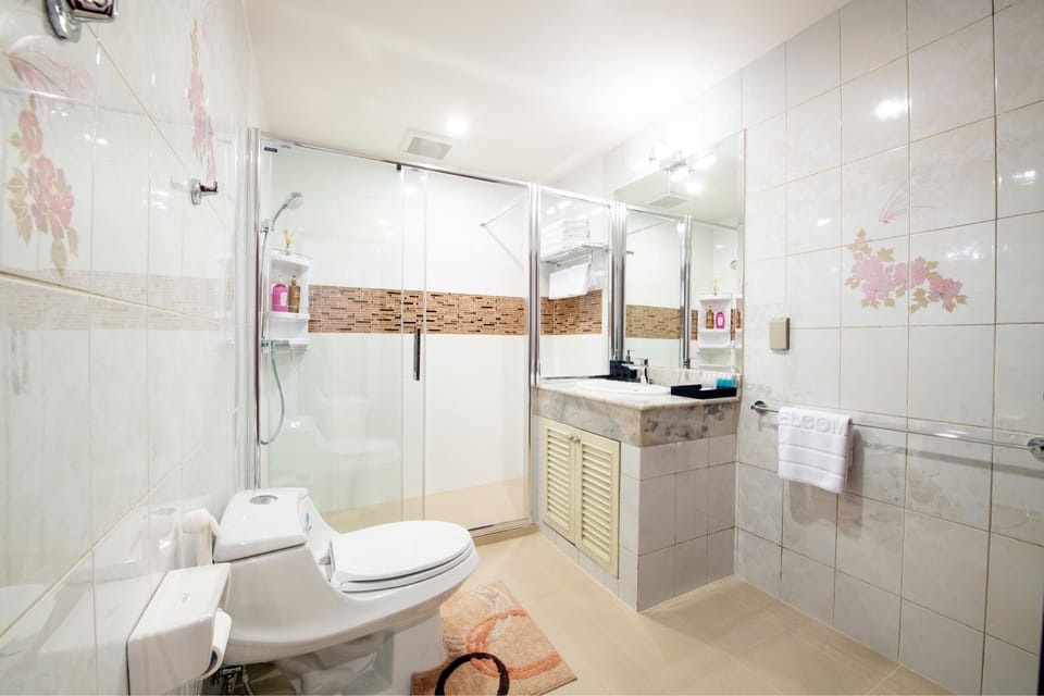 Two Bedrooms Penthouse near Khaosan Road Apartment in Bangkok