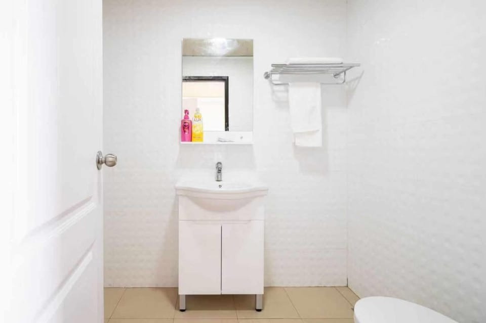 Business suite E Apartment in Bangkok