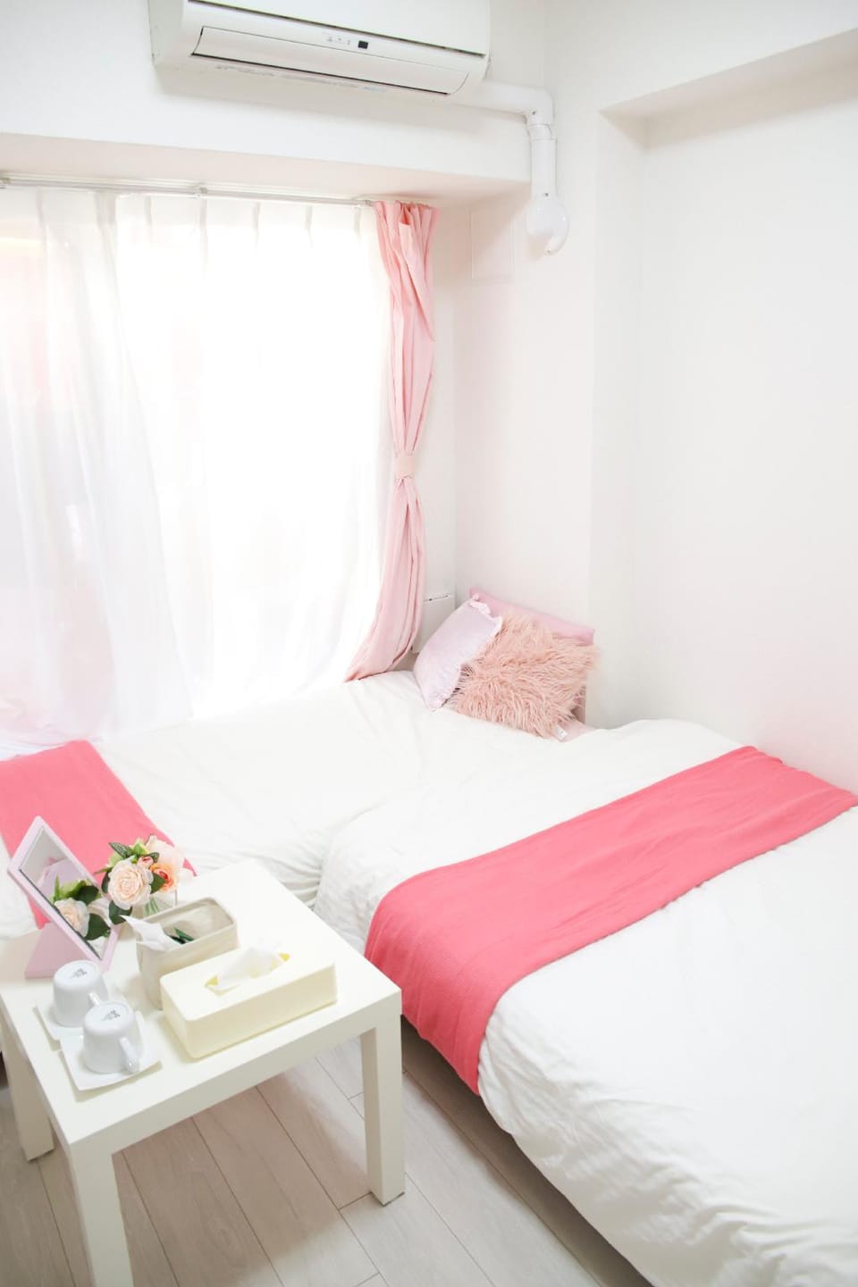 ExtraCloseToNambaAndShinsaibashi!WiFi!New27 Apartment in Osaka