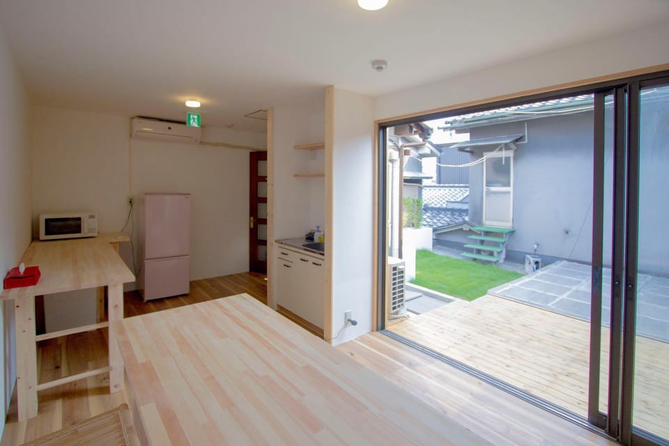 room 208 Vacation rental in Osaka