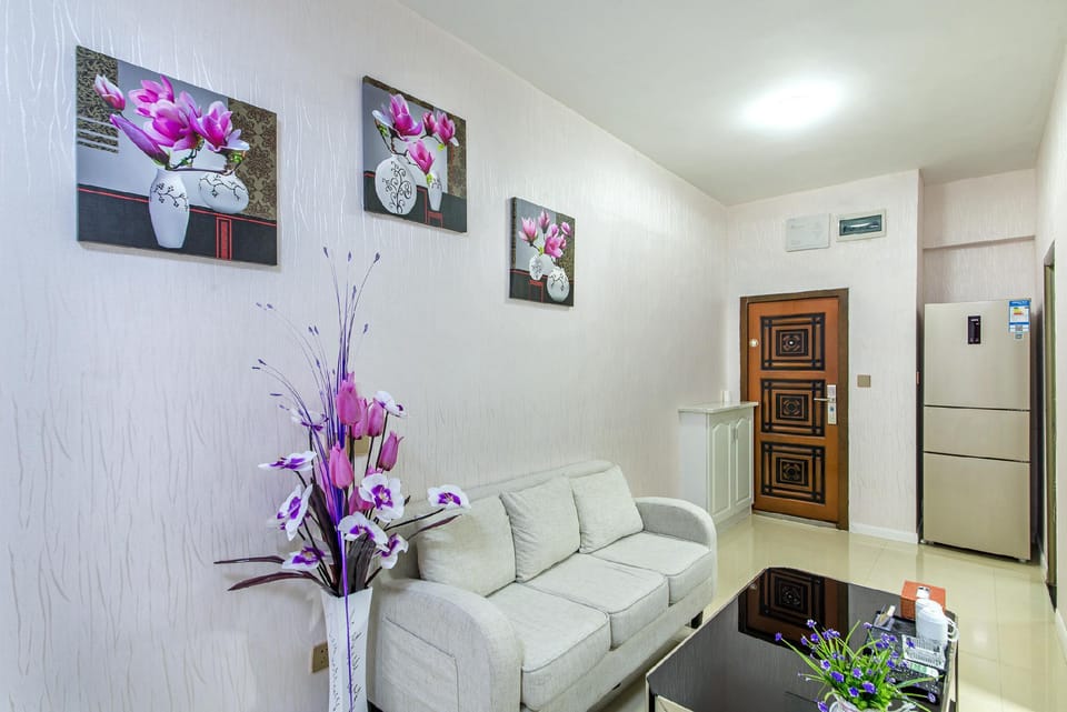 Nuoya/Pedestrian Street Track 2 Apartment in China