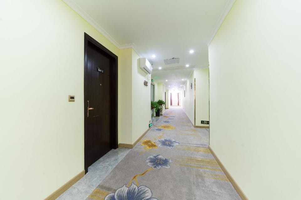 Family Room|家庭房|晟悦宿|晚上9点至早上7点通宵接送机|白云机场 Apartment in Guangzhou