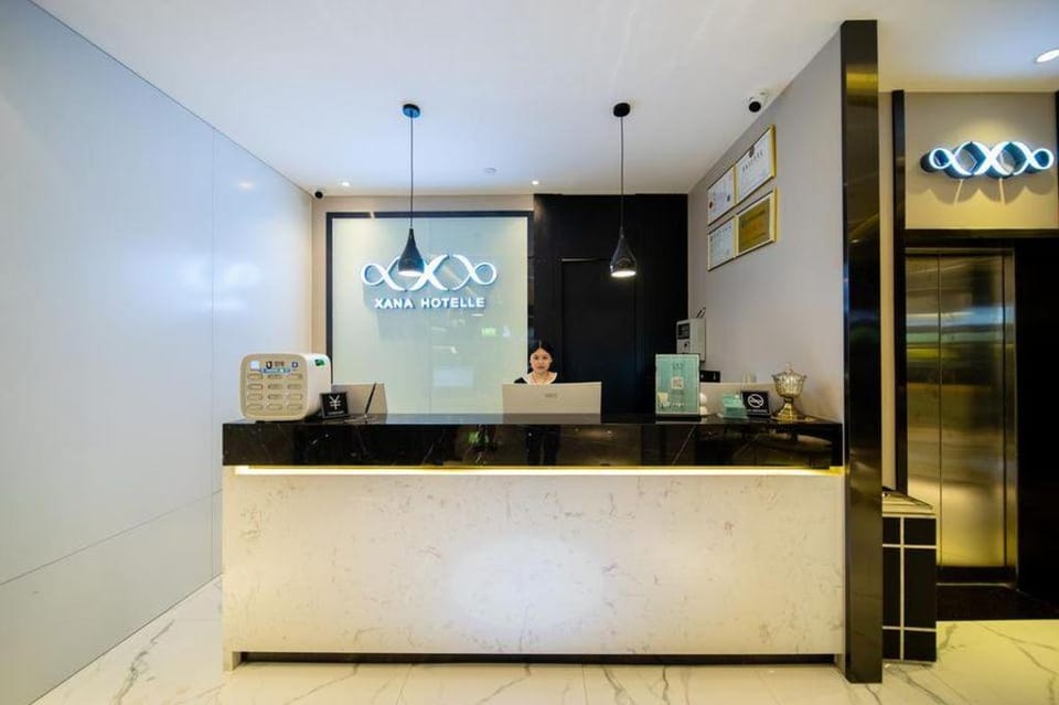 Xana Hotelle· Guangzhou Kecun Metro Station Pazhou Convention and Exhibition Center Hotel in Guangzhou