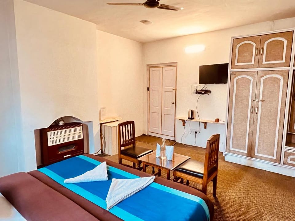 4 bedroom in Heritage Colonial Bungalow Apartment in India