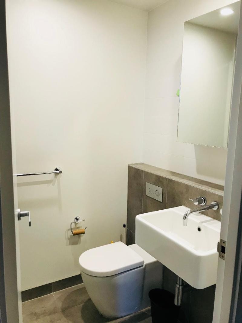 AUMB18-2 Private Room,Victoria Market in Mel CBD Apartment in Melbourne