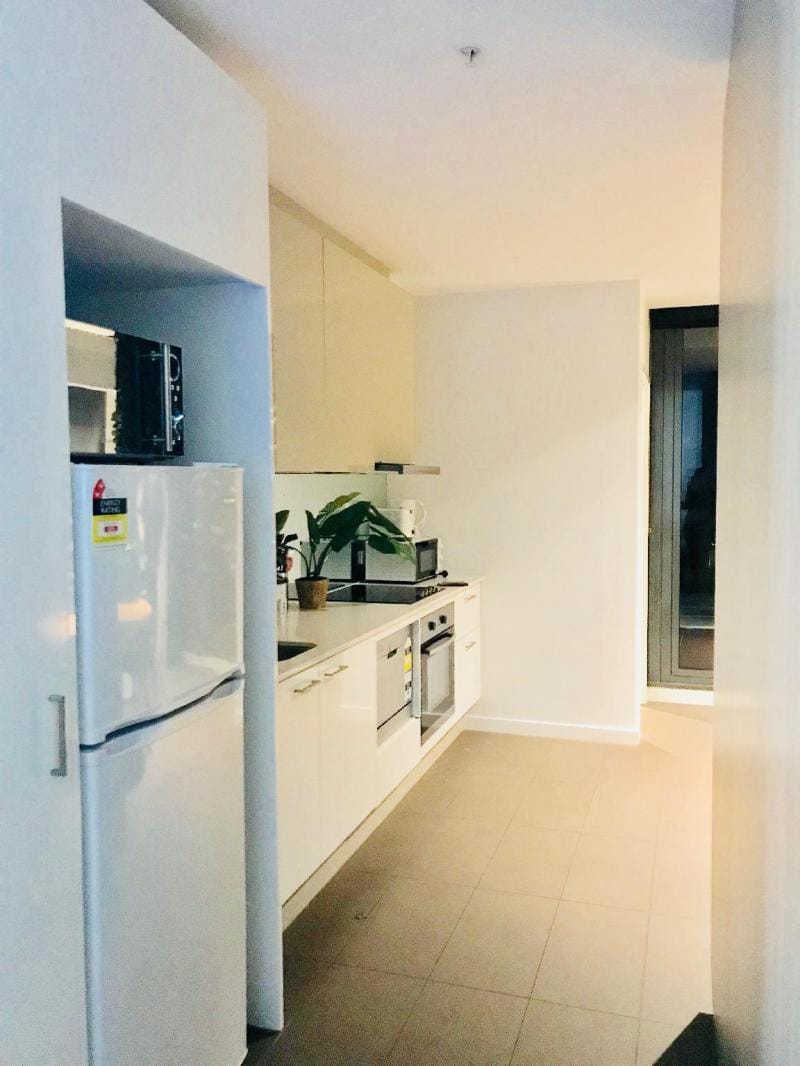 AUMS31-3 CBD private room cozy apt free tram zone Apartment in Melbourne