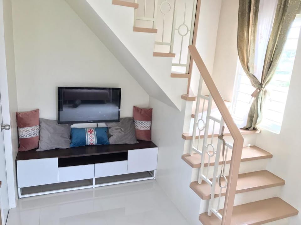 Relaxing & Peaceful House, Camella Bacolod Proper Vacation rental in Bacolod