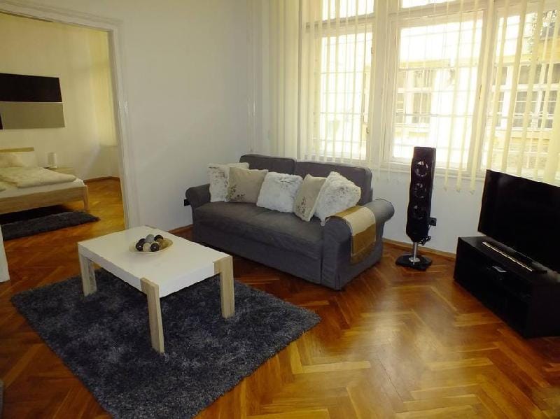 Super Central ★ Fashion Street Apartment in Budapest
