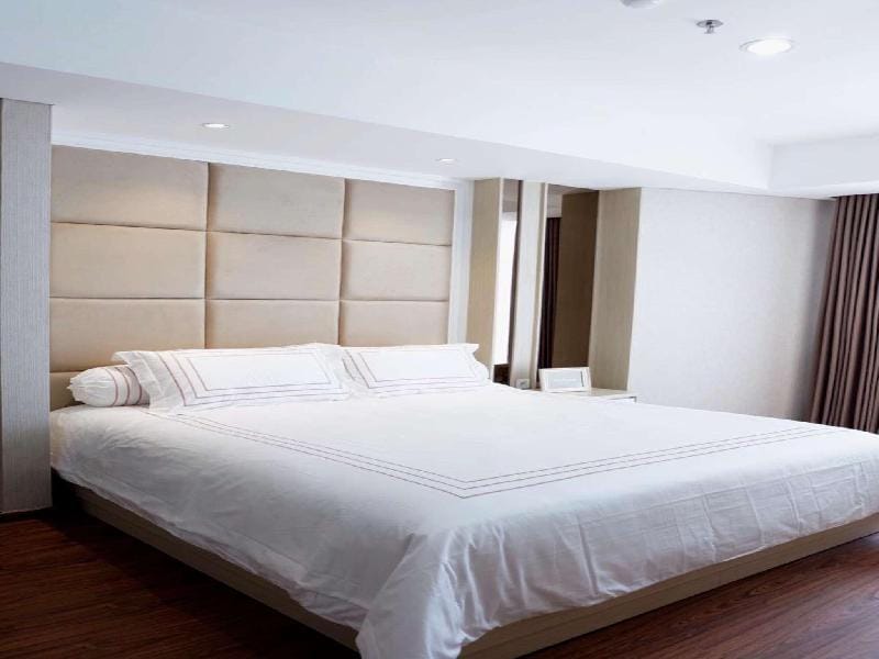 Two BR  Grand Sungkono Lagoon Tower Venetian Apartment in Surabaya