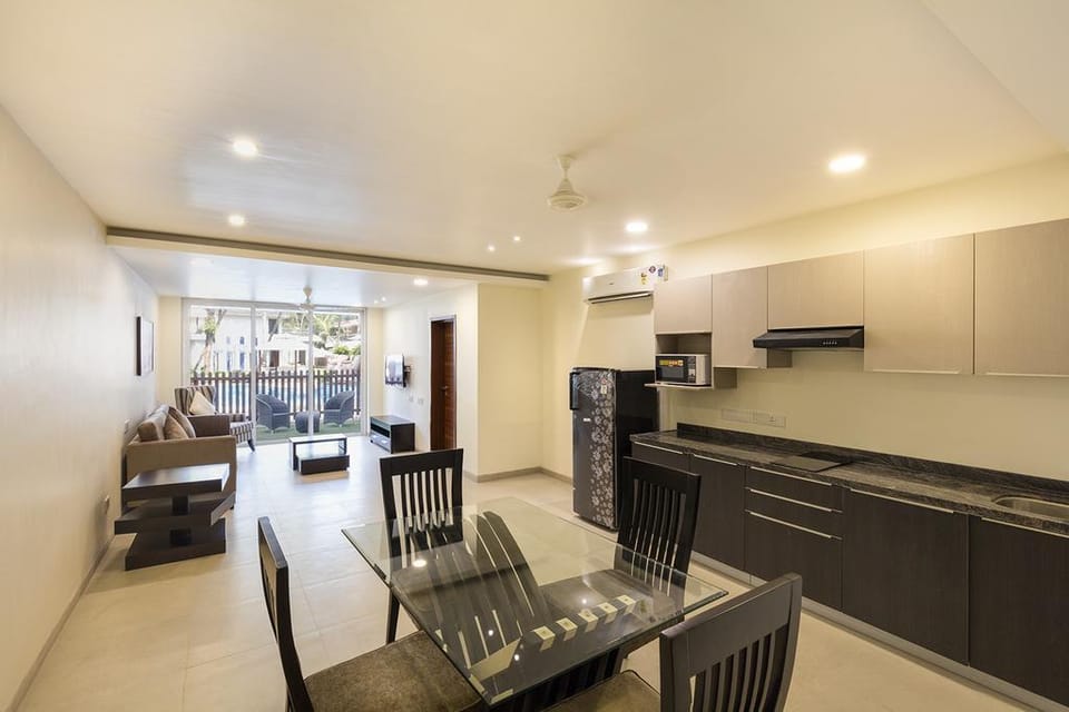 Aarju Luxurious Wave Apartment in Calangute